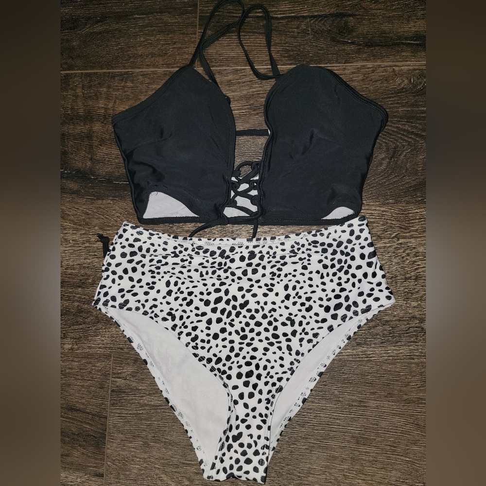 High waisted bikini